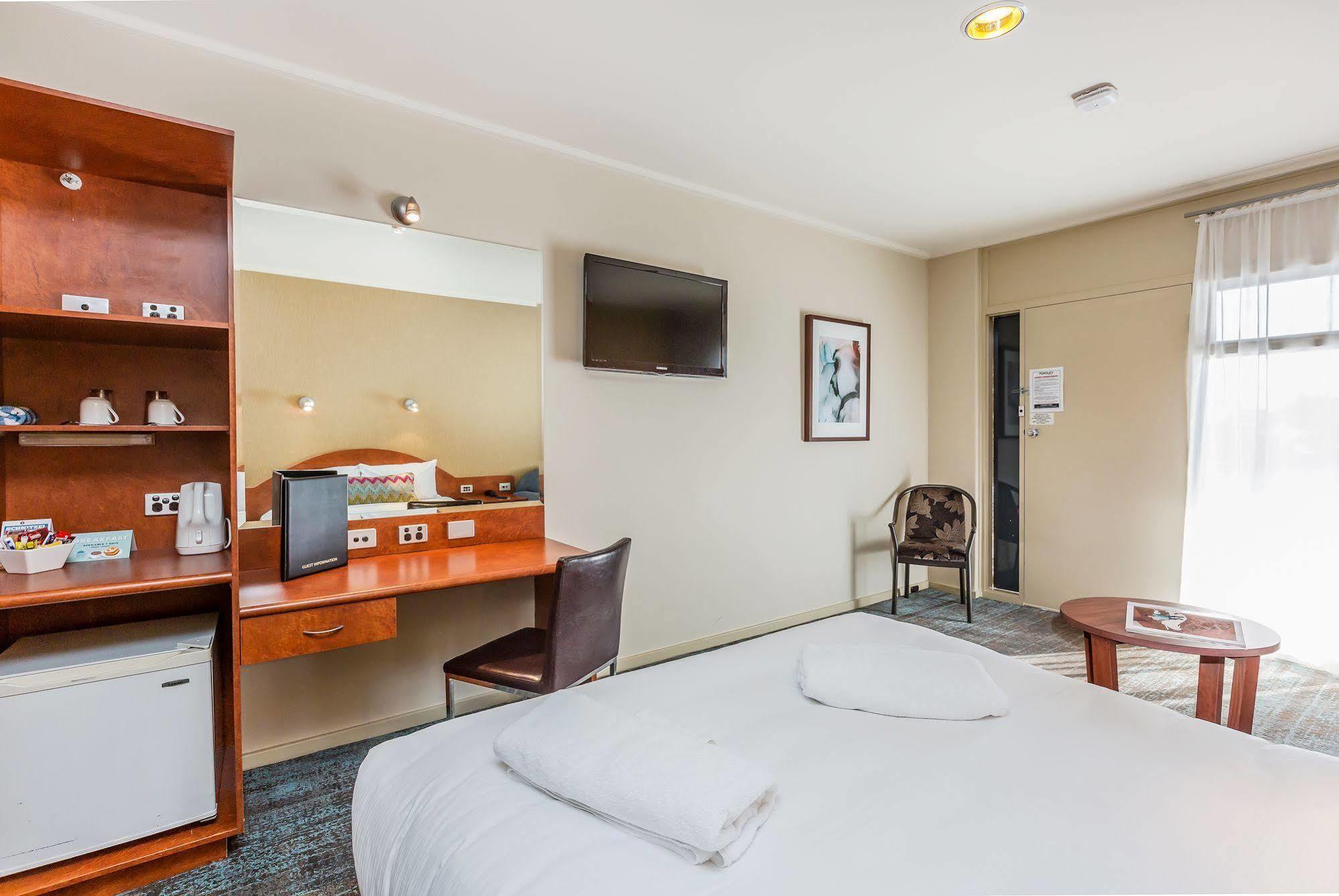 Tonsley Hotel Аделаида Экстерьер фото